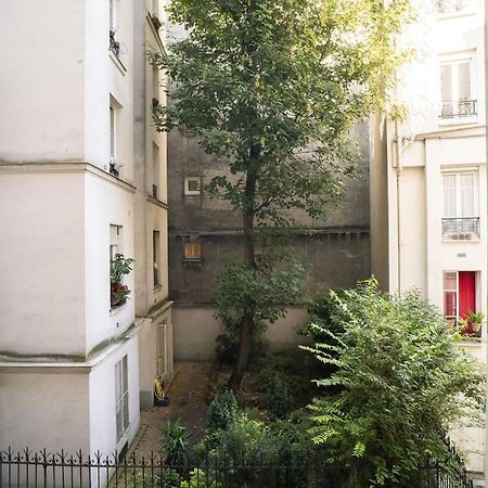 Apartment Near Montmartre Париж Екстер'єр фото