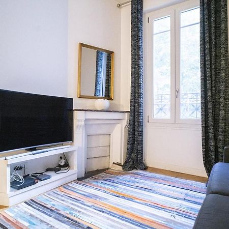 Apartment Near Montmartre Париж Екстер'єр фото