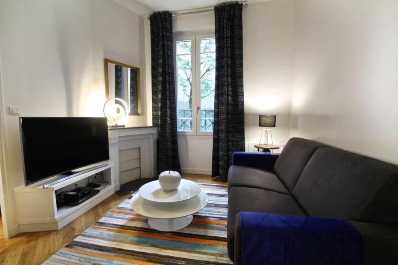 Apartment Near Montmartre Париж Екстер'єр фото